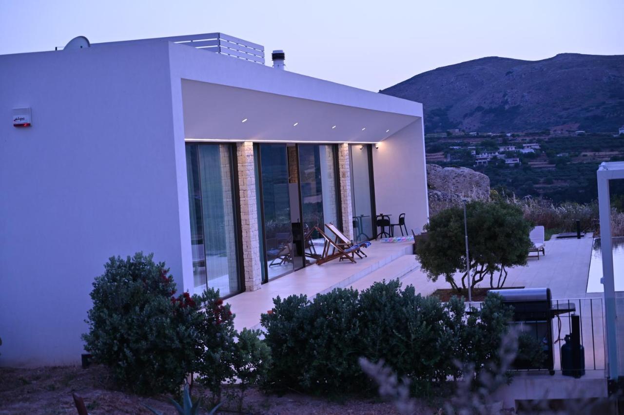 Ellas Residence Fantastic Pool Heated Kíssamos Exteriör bild
