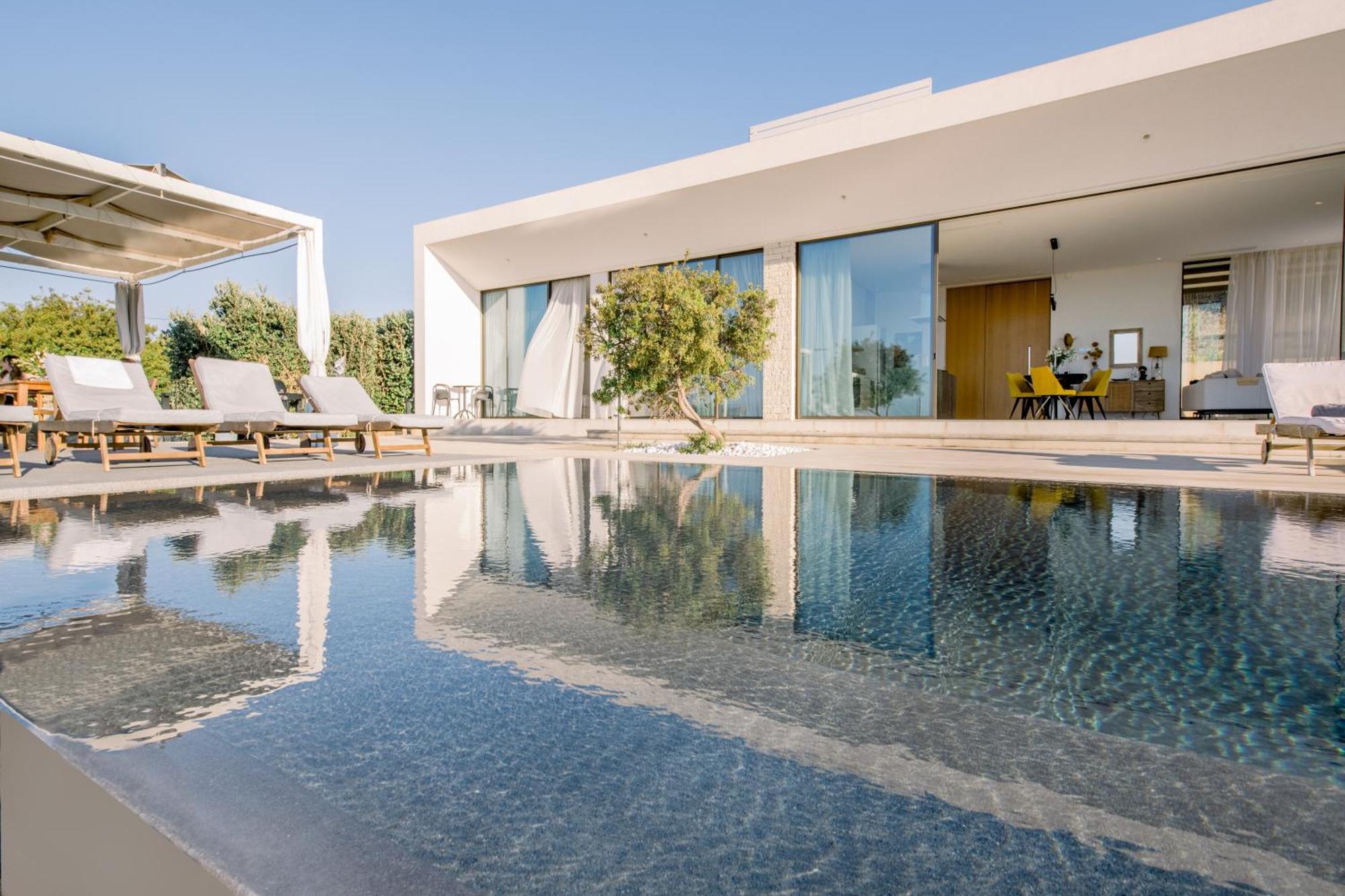 Ellas Residence Fantastic Pool Heated Kíssamos Exteriör bild