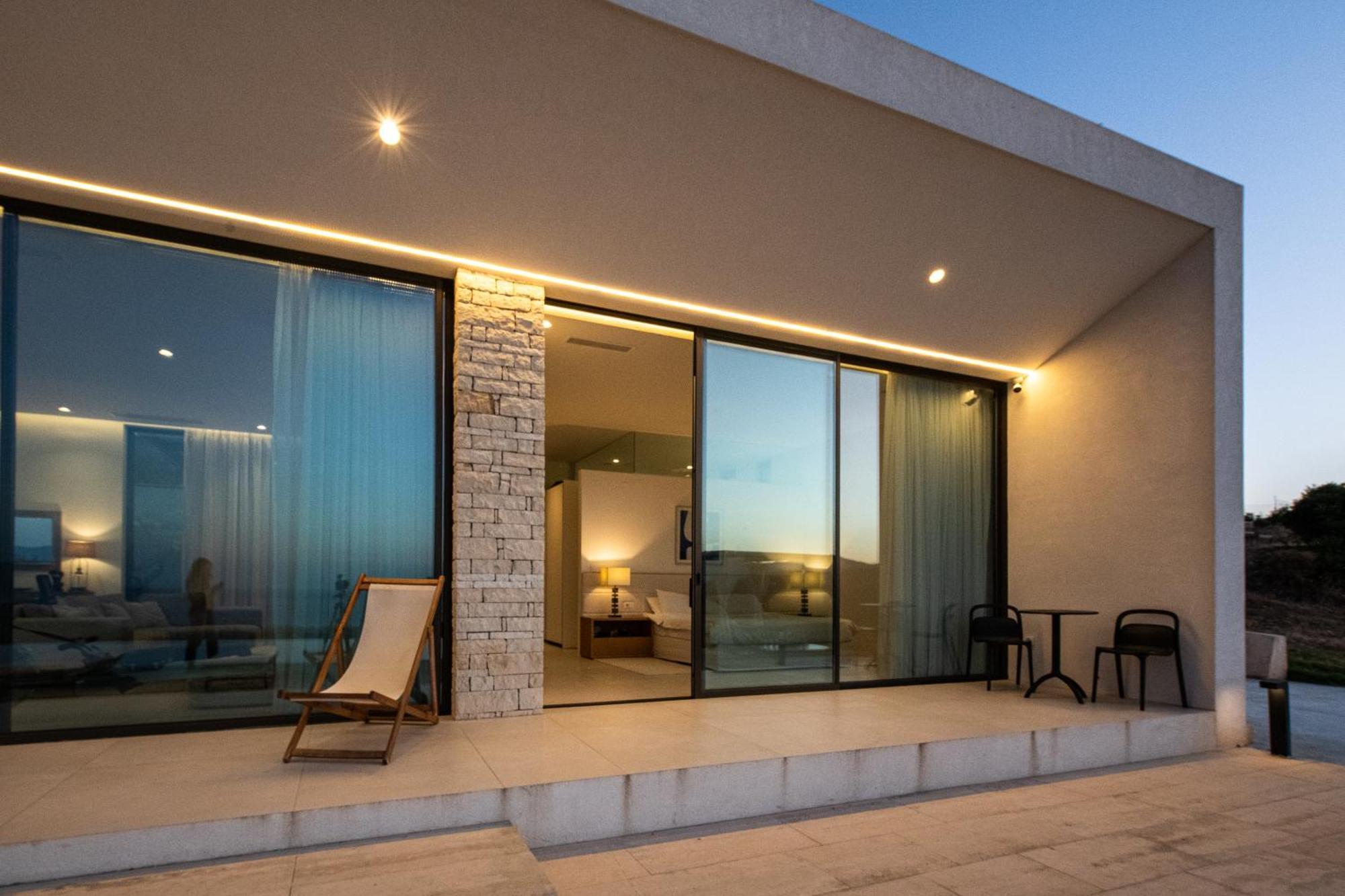 Ellas Residence Fantastic Pool Heated Kíssamos Exteriör bild